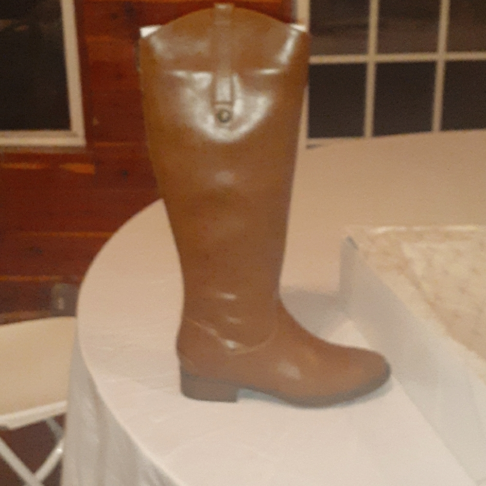 NWT Xappeal Emery brown calf high boots